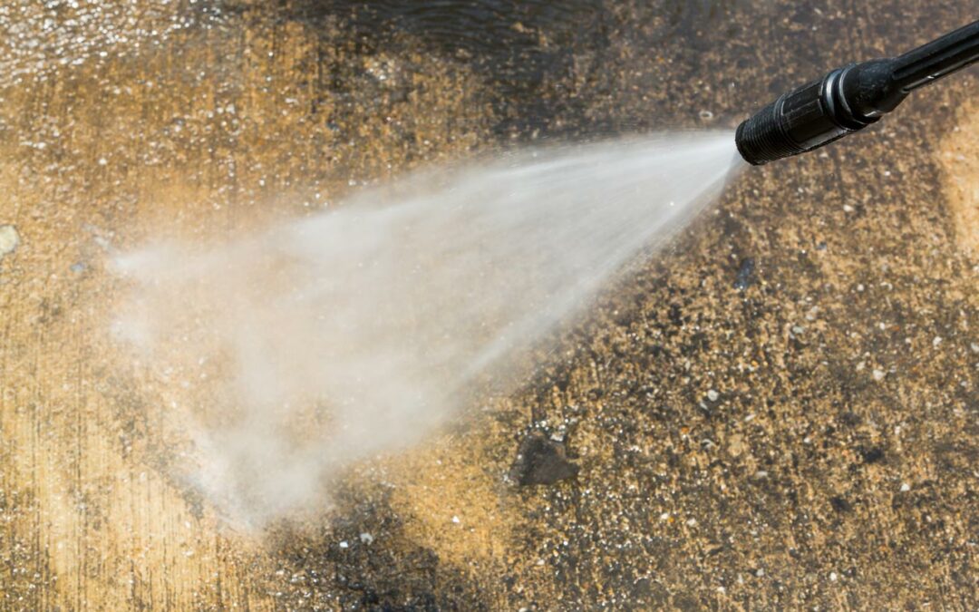 How to Choose the Right Commercial Power Washing Services Near Me?