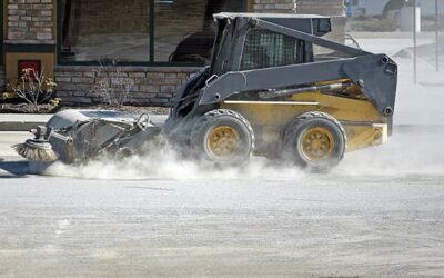 What Does a Parking Lot Sweeper Do and 6 Reasons to Hire Professional Cleaners